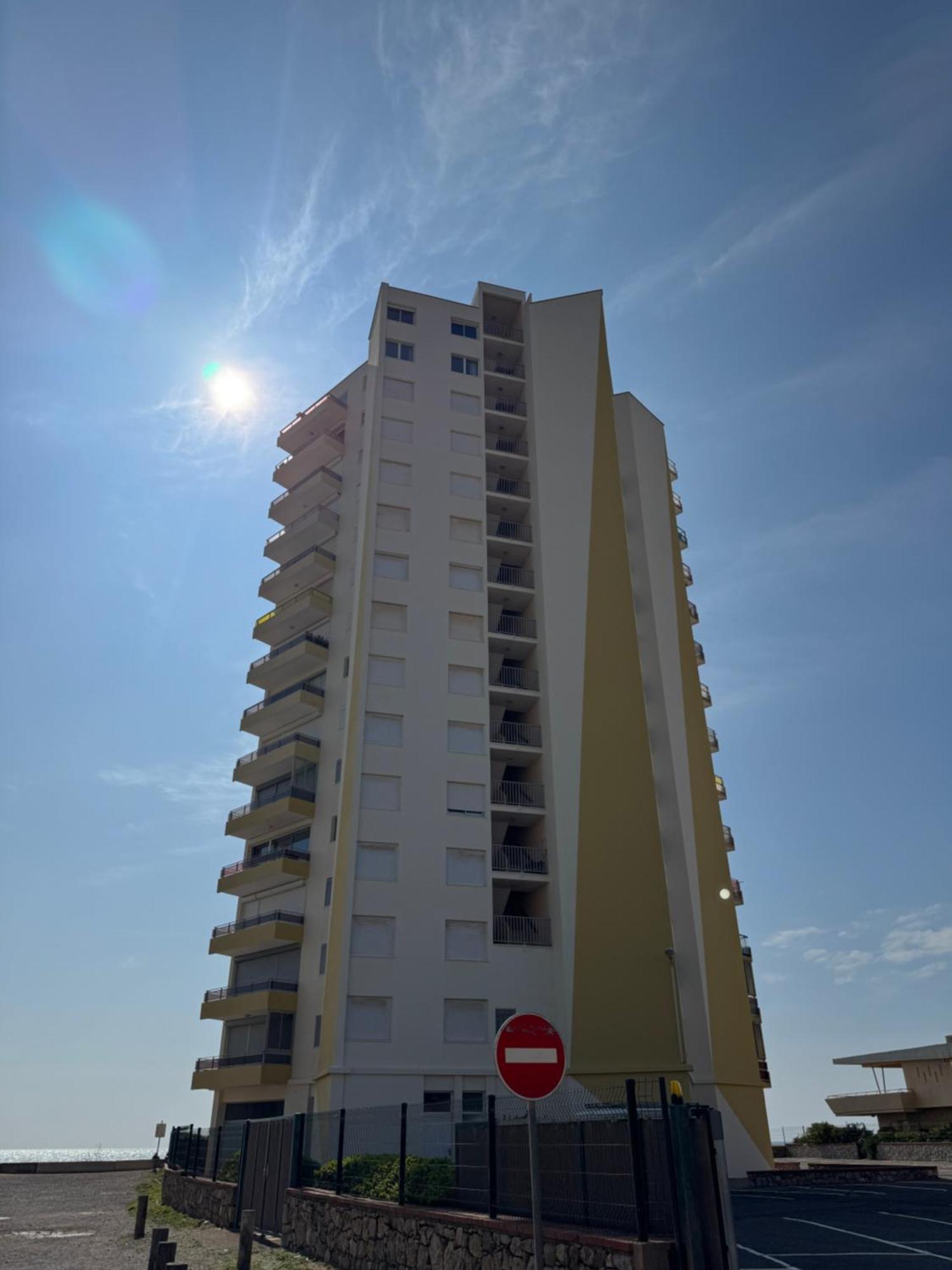 La Sainte Tour Apartment *
